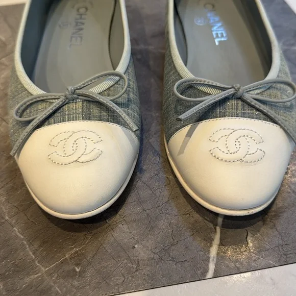 Chanel Women's blue and White Ballet Flats - Picture 3 of 7